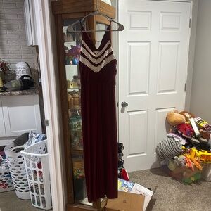 Elegant small Burgundy Maxi Dress